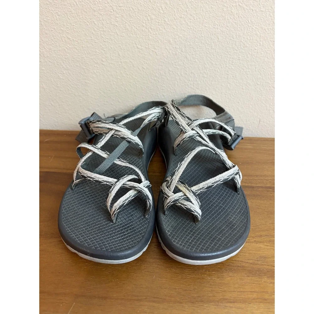 Chaco Z/Cloud 2 Sandals Size 10 Gray White Strappy Hiking Outdoor Water Shoes